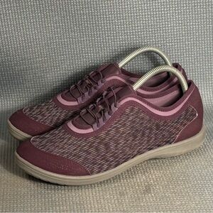 Clarks Cloudsteppers Dowling Pearl Purple Slip On Shoes‎ Women’s Size 9.5